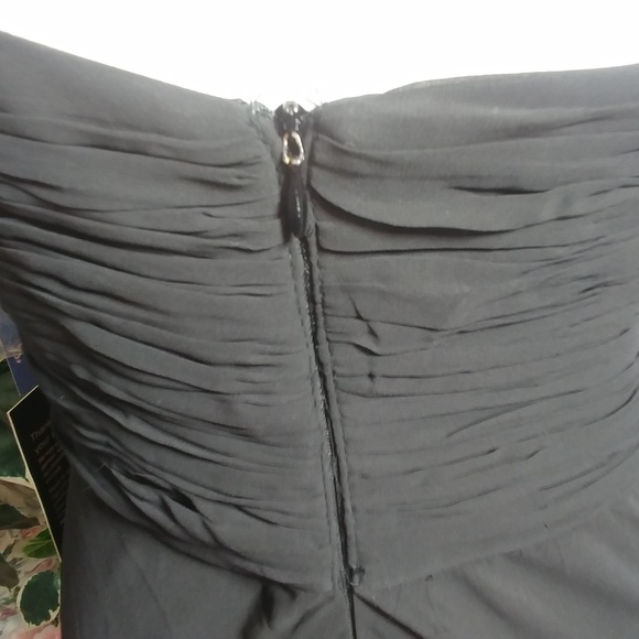 ELEGANT BLACK DINNER GOWN WITH BEADS/SEQUINS  SZ L - Picture 4 of 6